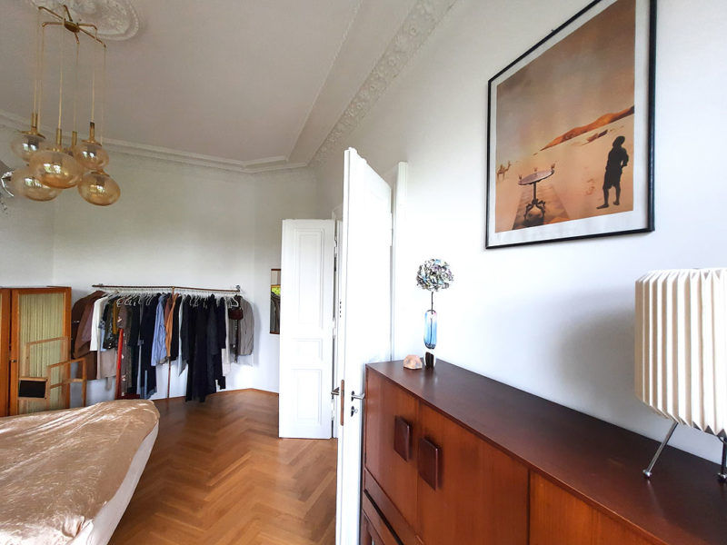 Das Vintage-Mädchen von nebenan › Unterm Dach